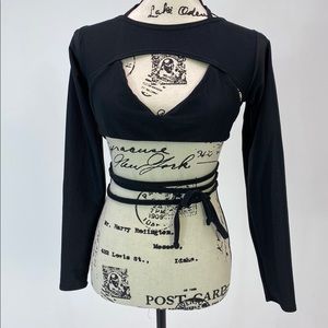 2 PIECE BLACK SLEEVES/WRAP TOP SET